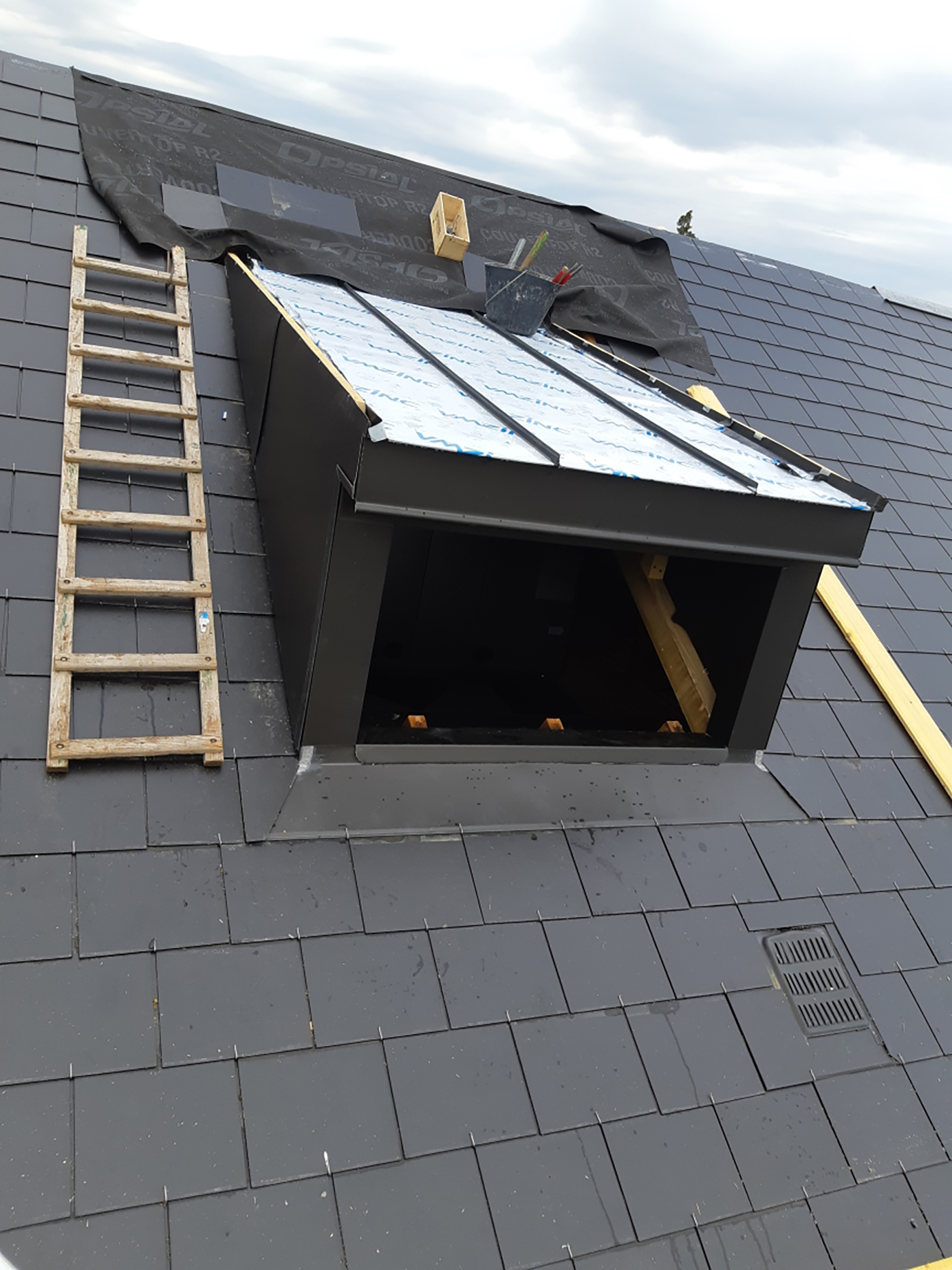 13 Creation sortie de ventilation habillee en zinc anthra